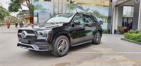 Giá lăn bánh Mercedes GLE450 4Matic