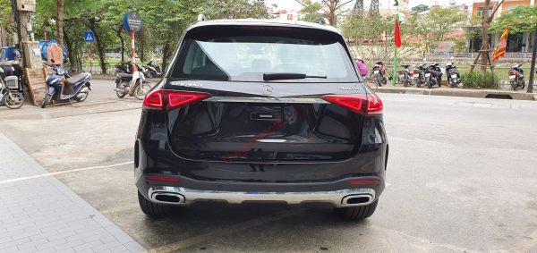 đuôi xe Mercedes-Benz GLE450 4Matic 2021