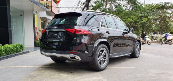 đuôi xe Mercedes-Benz GLE450 4Matic 2021