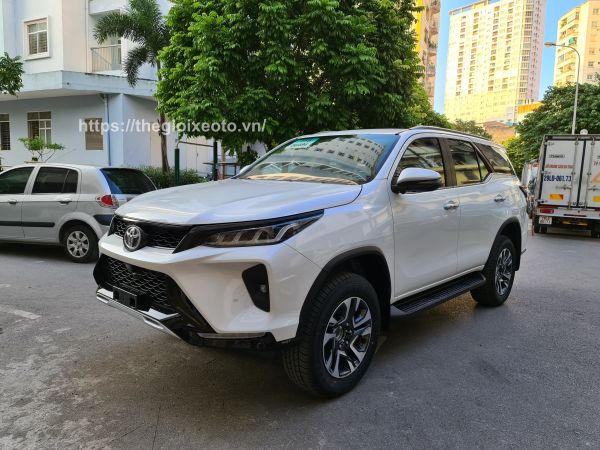 Giá xe Toyota Fortuner 2022