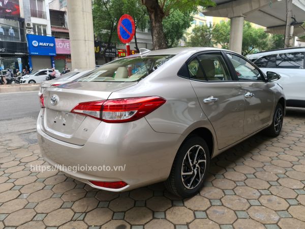 hông xe Toyota Vios G 2021