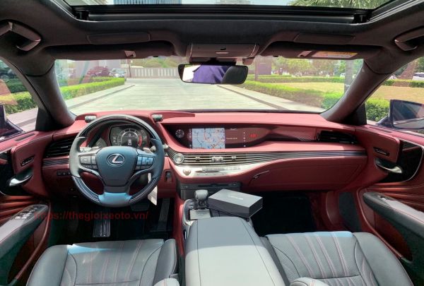 nội thất Lexus LS 500 và Lexus LS 500h 2022