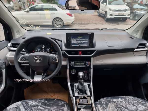 taplo toyota veloz 2022