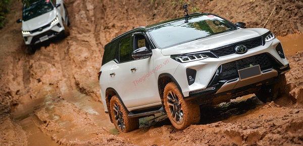 thiết kế Toyota Fortuner 2021