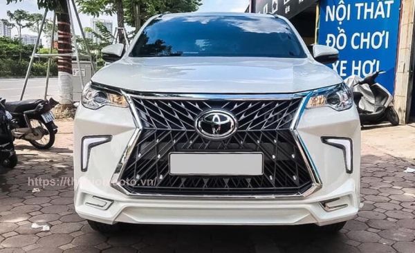 body kit Lexus LX570 Sport độ cho Fortuner 2017-2020