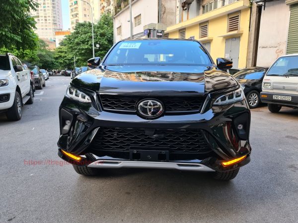 đầu xe toyota fortuner legender 2022