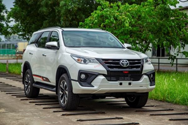 Hình ảnh xe Toyota TRD Sportivo 2019