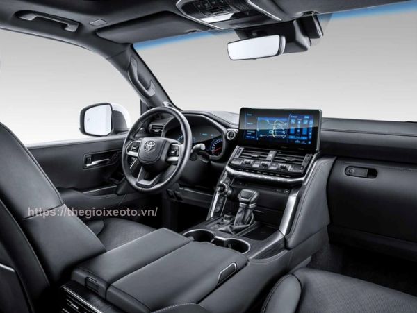 nội thất đen Toyota Land Cruiser 2022