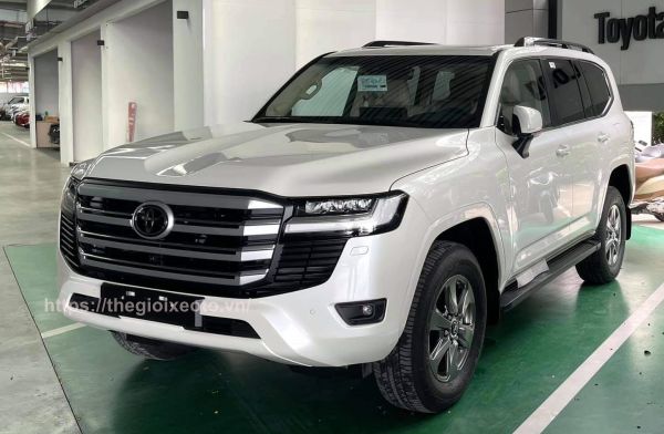ngoại thất Land Cruiser 3.5L V6 Turbo 2022