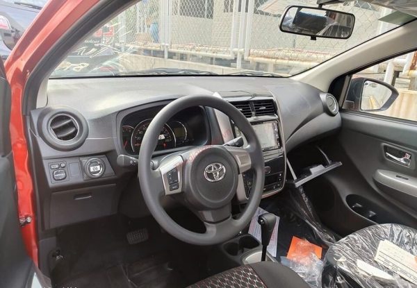 Nội thất Toyota Wigo 2021