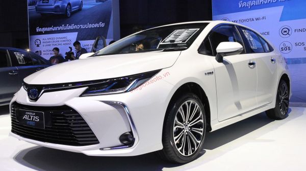 Hình ảnh thực tế Toyota Corolla Altis 2020