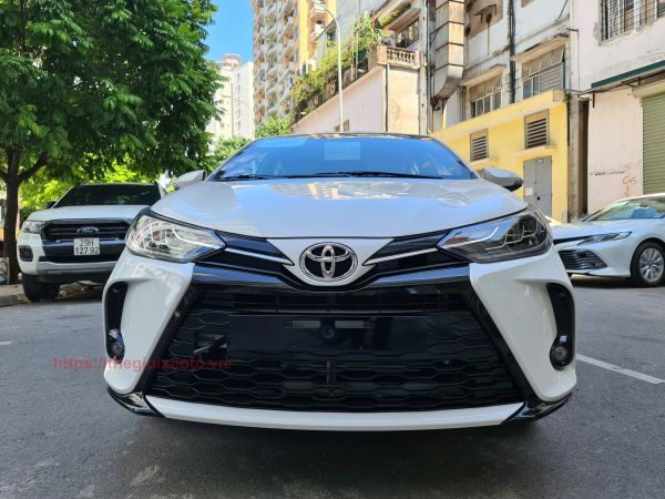 cản trước Toyota Yaris 2021