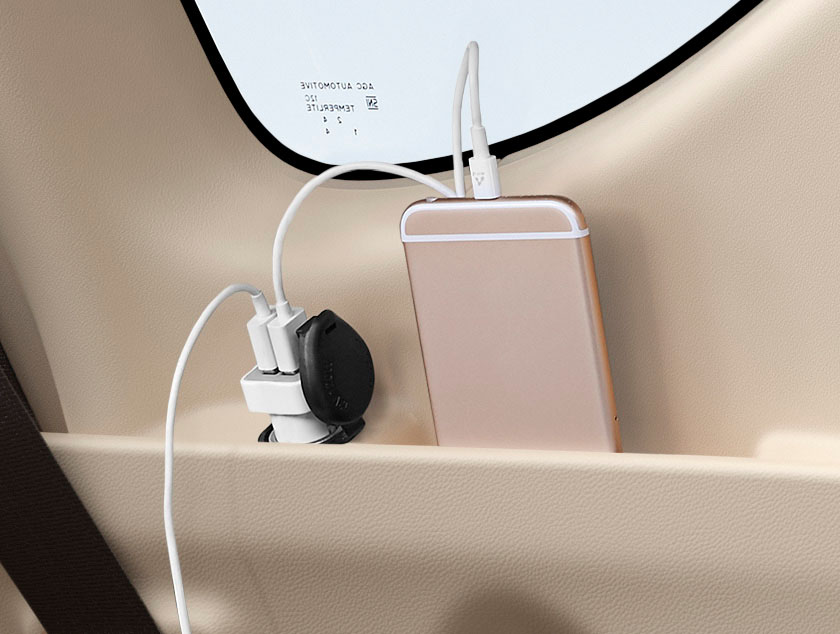 cong-sac-xe-mitsubishi-xpander-xemitsubishivietnam-com