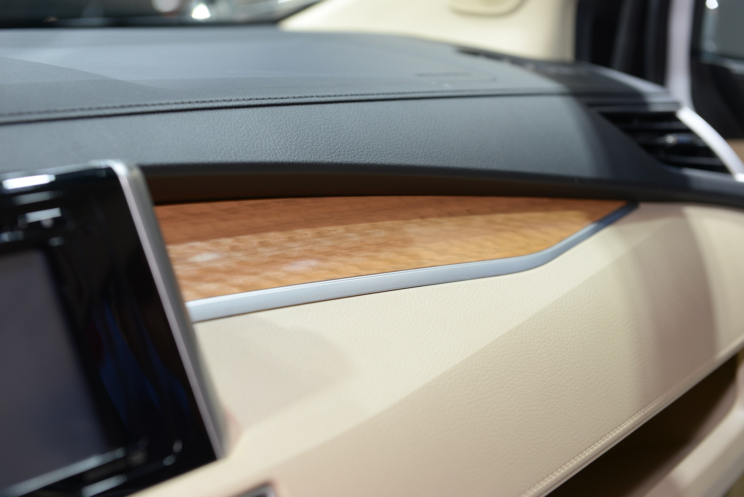 mat-tap-lo-ghe-phu-xe-mitsubishi-xpander-2018-2019-xemitsubishivietnam.com