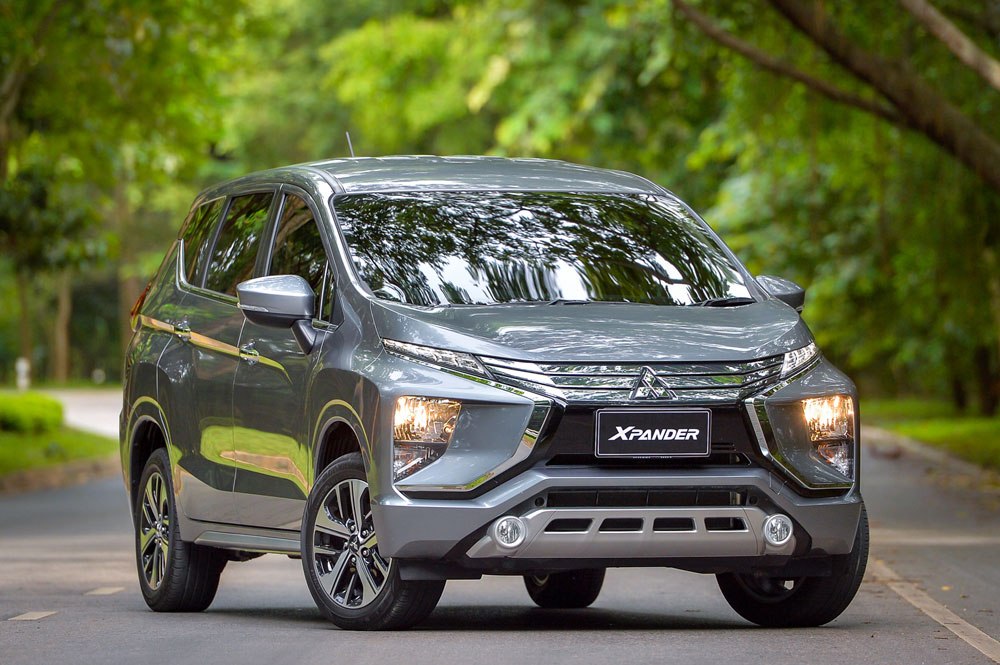 MITSUBISHI-XPANDER-VS-TOYOTA-RUSH-KEe-tam-lang-nguoi-nua-can-2