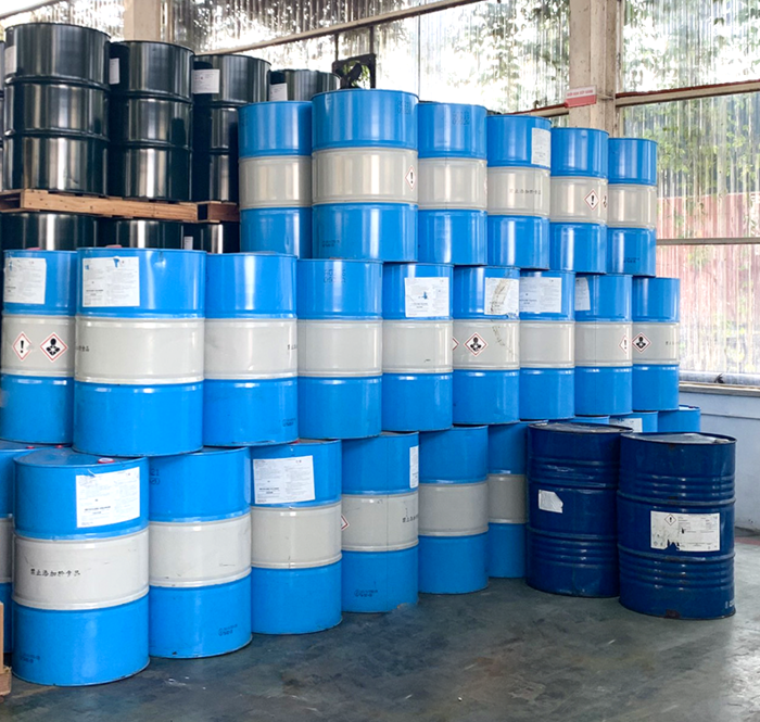 xăng thơm tẩy keo