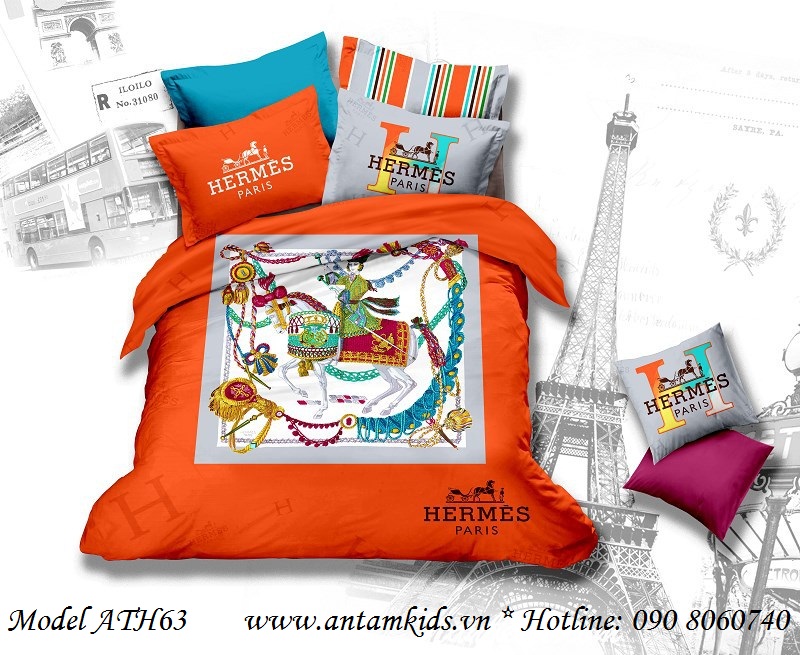 Chan ga goi thuong hieu noi tieng Hermes Paris - co gai cuoi ngua dep thien than - AnTamKids.vn