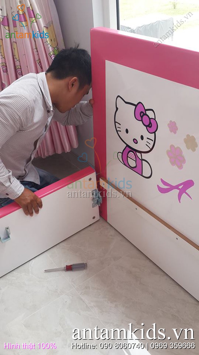 Nội thất bé yêu tp HCM, Phòng ngủ cho bé trai bé gái, Giường hình xe ô tô, Giường công chúa, Giường Hello Kitty, Giường tầng công chúa, Giường ngủ Angry Birds, Bàn học trẻ em, tủ áo cho bé trai bé gái Antamkids.vn