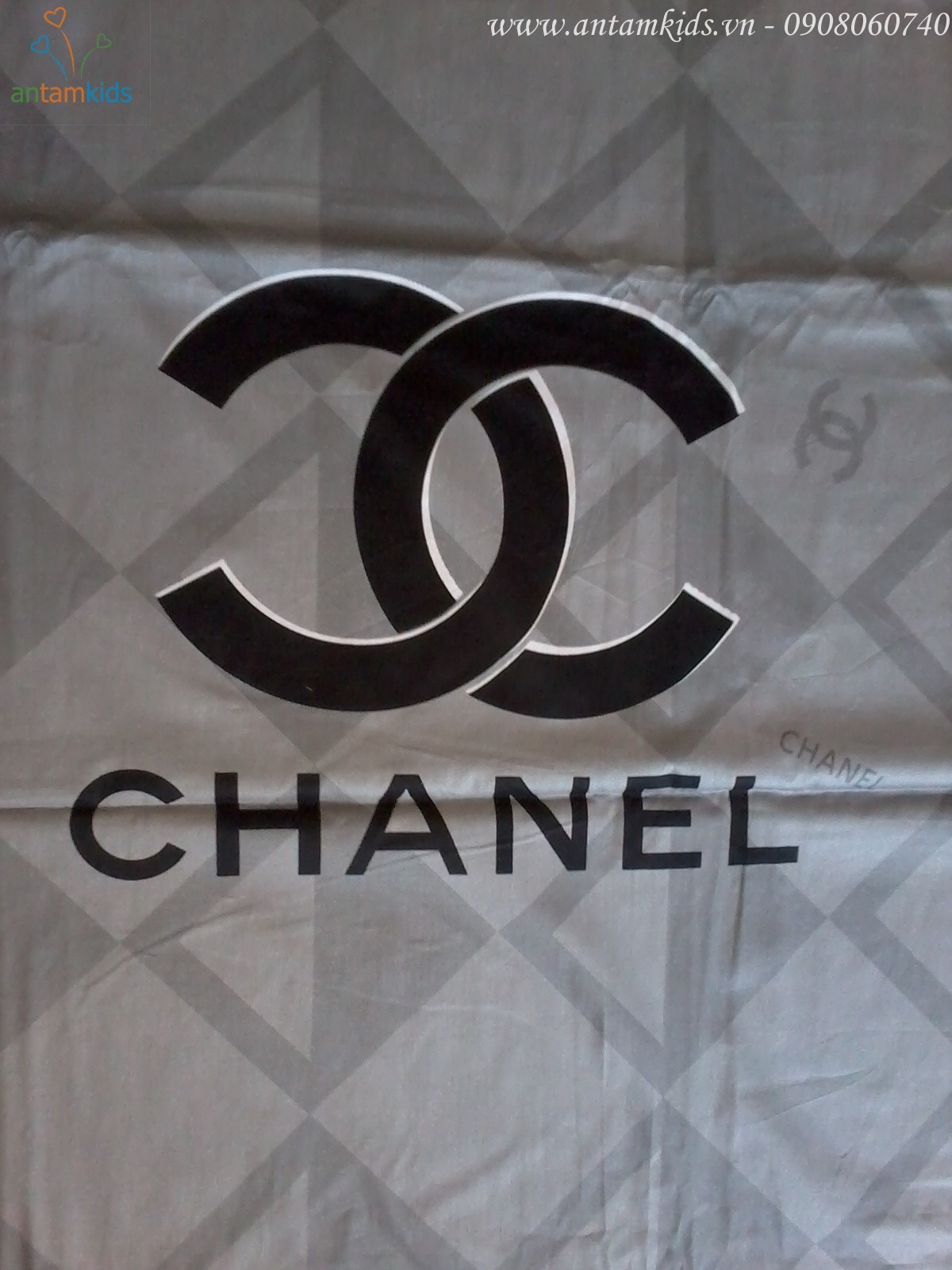 Chăn ga gối mền drap thương hiệu hàng hiệu Chanel hồng xám đẹp sang trọng quyến rũ & cá tính sành điệu - AnTamKids.vn