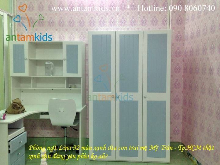 Bàn học cho bé màu xanh dương Tomy Niki - AnTamKids.vn