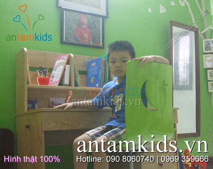 Ban hoc Nhat ban cua be Tri Hung - Con trai me Phuong Lien_HaNoi - AnTamKids.vn