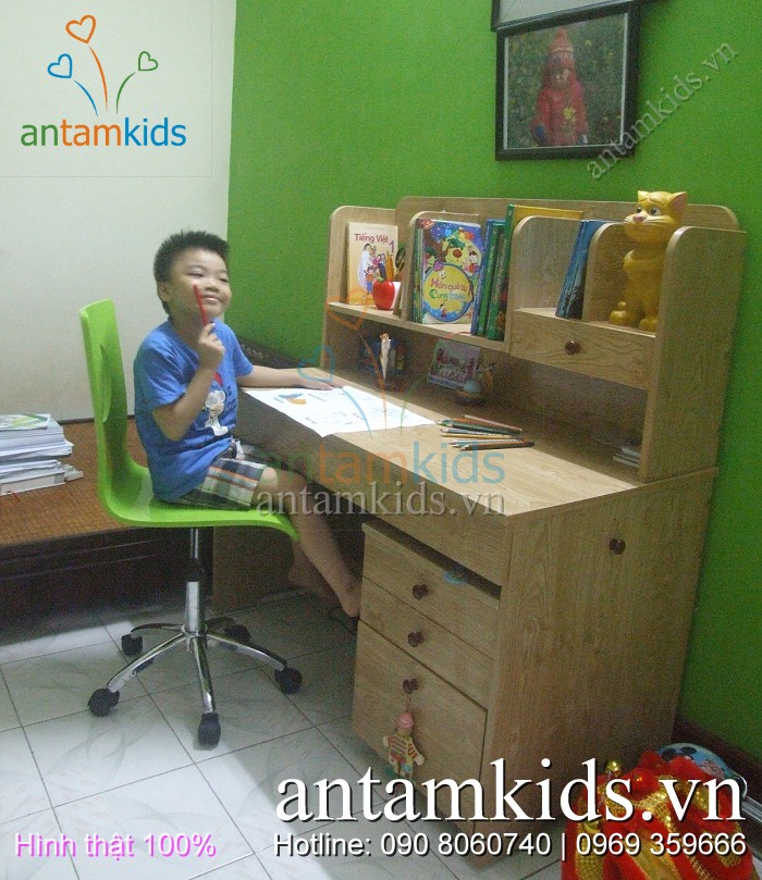 Ban hoc Nhat ban cua be Tri Hung - Con trai me Phuong Lien_HaNoi - AnTamKids.vn