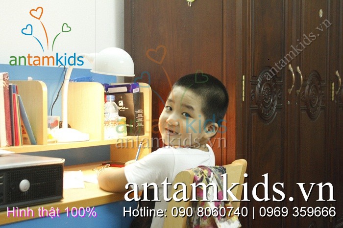 Ban hoc style nhat ban cua Me Hieu Bipbip - AnTamKids.vn