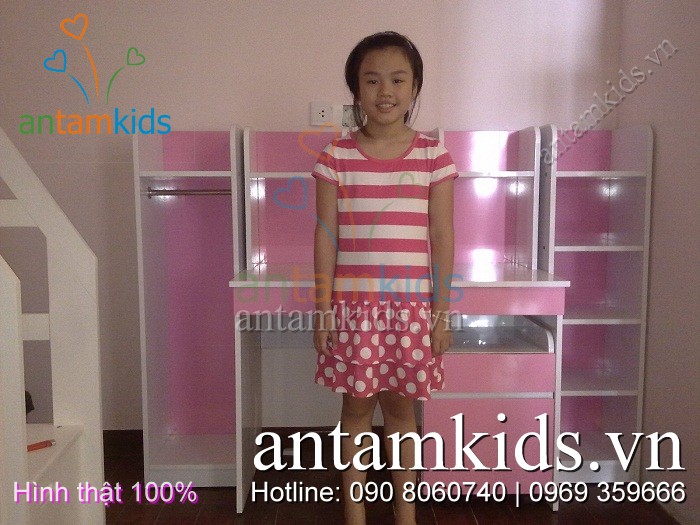 Ban hoc Nhat ban cua con gai chi Huong - KDT Royal City HaNoi - AnTamKids.vn