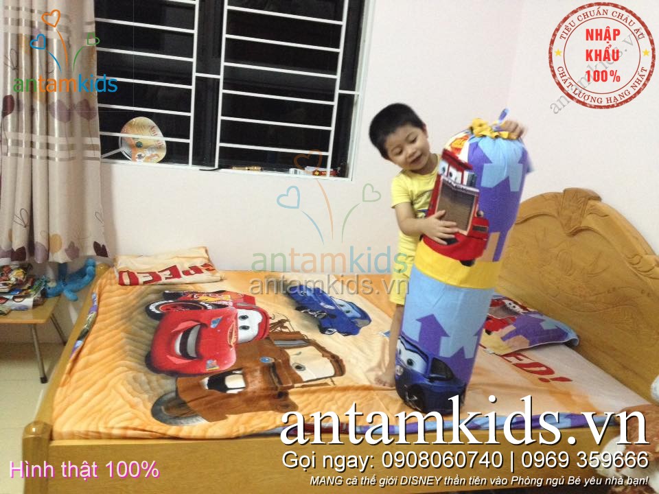 Chăn ga gối hình ô tô McQueen của bé trai Hà Nội antamkidsvn