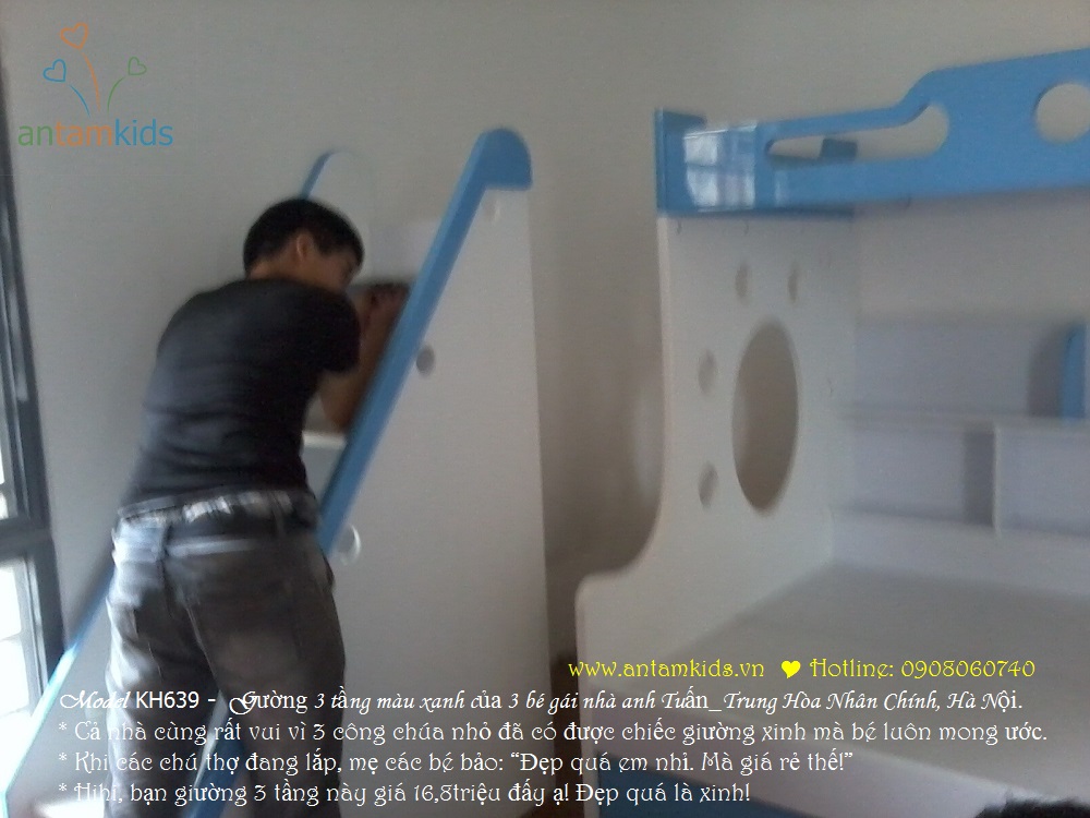 Giường 3 tầng KH639 màu xanh biển siêu đẹp của 3 bé gái nhà anh Tuấn, Hà Nội