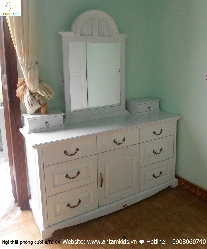 Nội thất phòng cưới a. Tú_Tuyên Quang trắng đẹp rạng ngời - Nội thất AnTamKids, bàn phấn