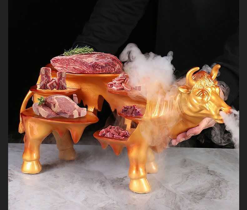 Khay đĩa hình con bò đựng thịt