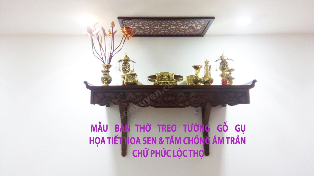 bàn thờ treo tường chung cư gỗ gụ họa tiết hoa sen