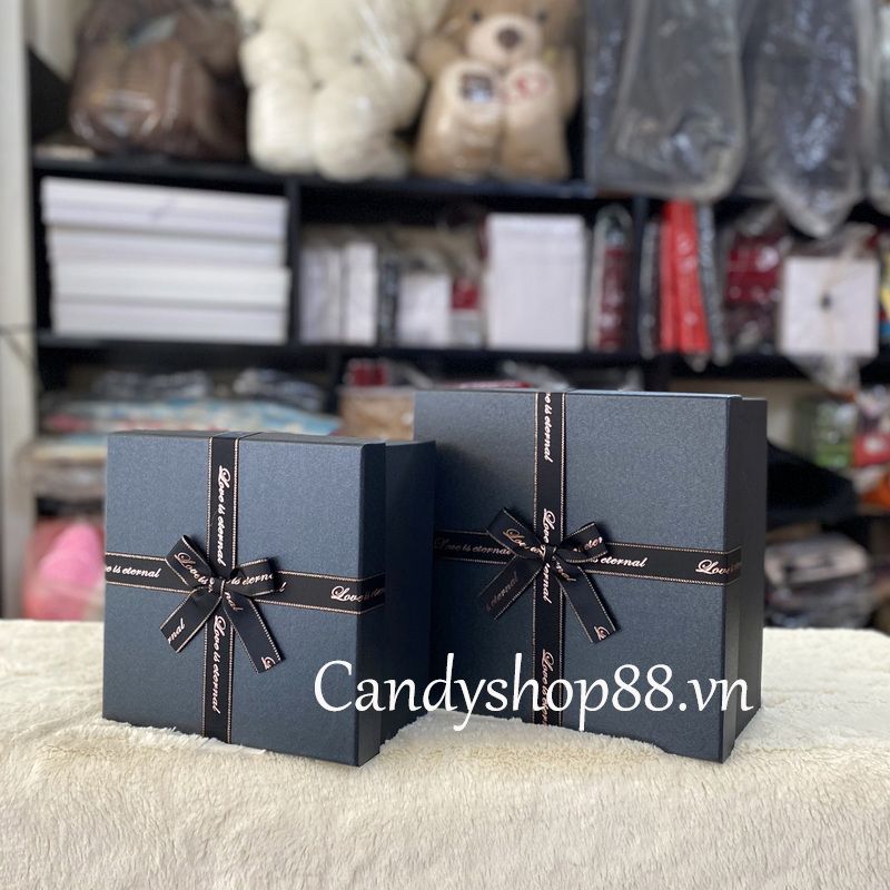 Hộp quà đen