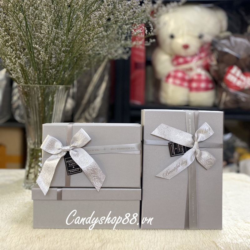 Hộp quà chữ nhật