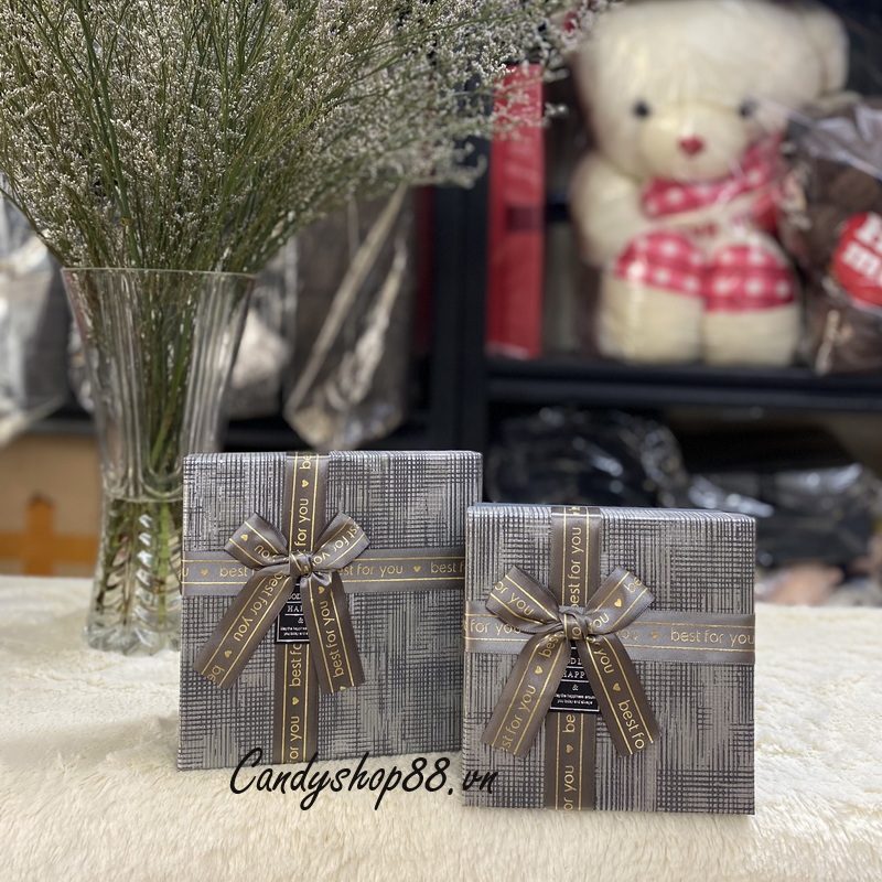 Hộp quà màu xám