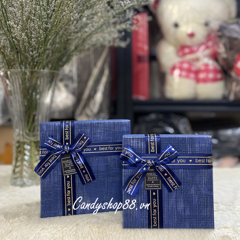 Hộp quà màu xanh dương