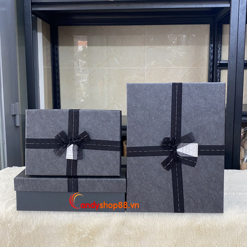 hộp quà sinh nhật màu đen