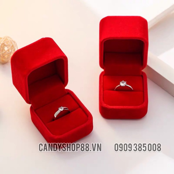 Hộp đựng nhẫn cưới