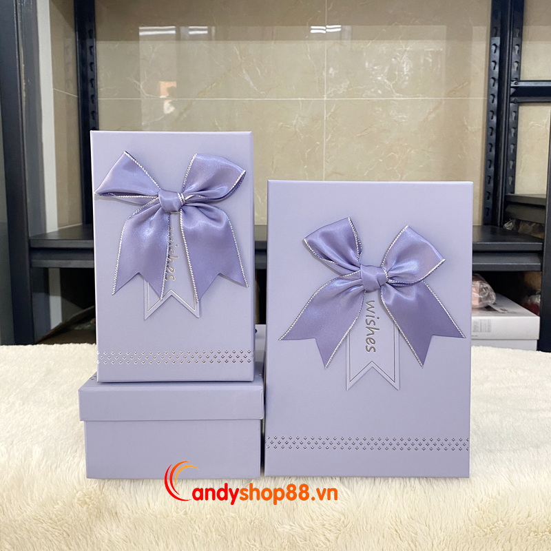 hộp quà sinh nhật màu tím