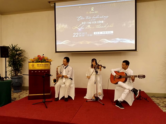 LỄ GIỚI THIỆU BIỆT THỰ VEN SÔNG THE REVIERA VILLAS KHU ĐÔNG THÀNH PHỐ