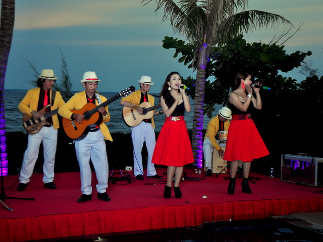 ban nhạc flamenco sài gòn