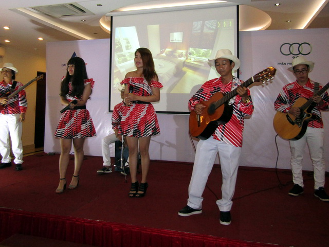 Ban nhạc Flamenco Tumbadora- Ban nhạc Acoustic