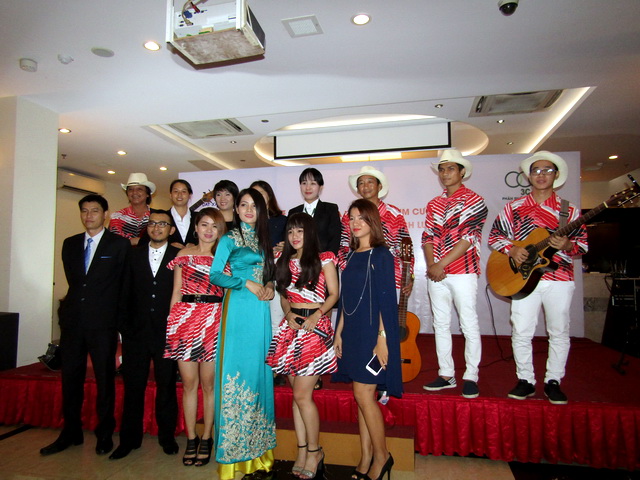 Ban nhạc Flamenco Tumbadora- Ban nhạc Acoustic