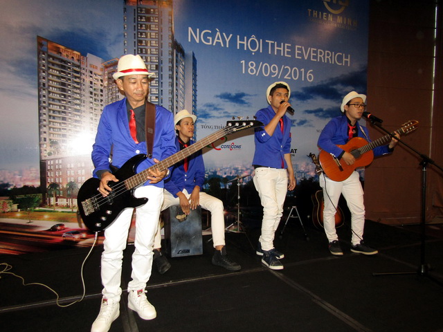 Ban nhạc Flamenco Tumbadora- Ban nhạc Acoustic