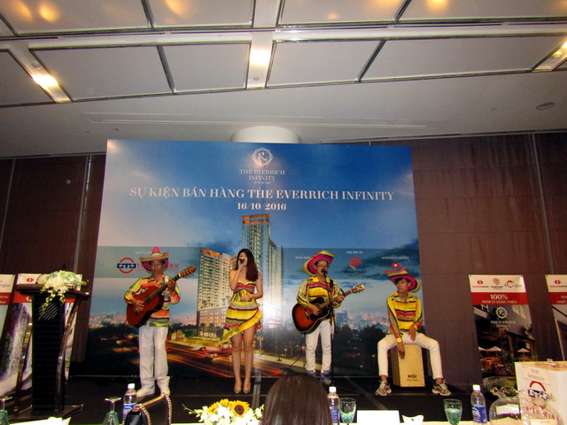 Ban nhạc Flamenco Tumbadora- Ban nhạc Acoustic