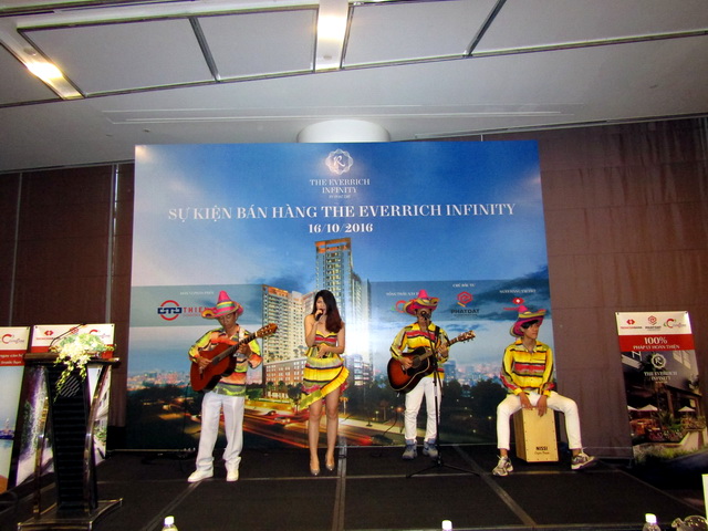 Ban nhạc Flamenco Tumbadora- Ban nhạc Acoustic