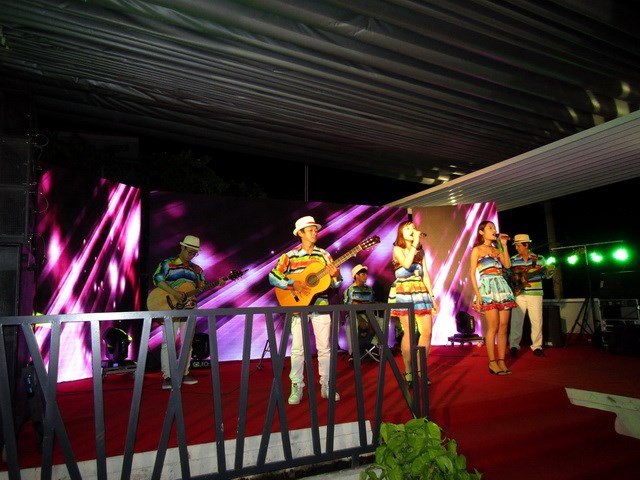 ban nhạc flamenco sài gòn