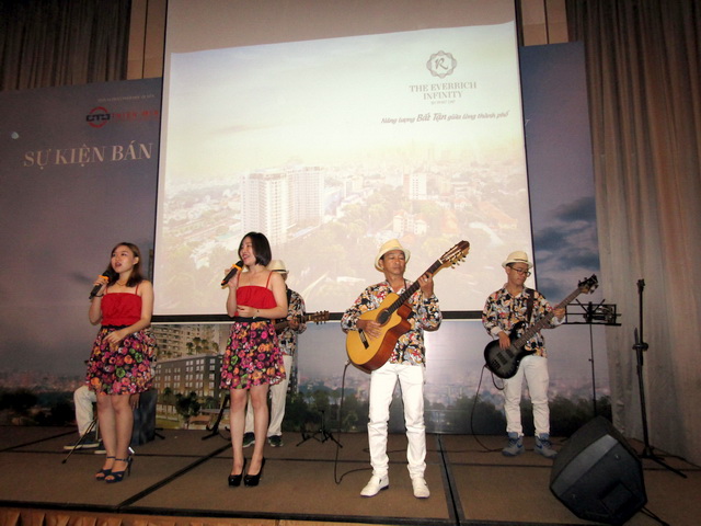 Ban nhạc Flamenco Tumbadora- Ban nhạc Acoustic