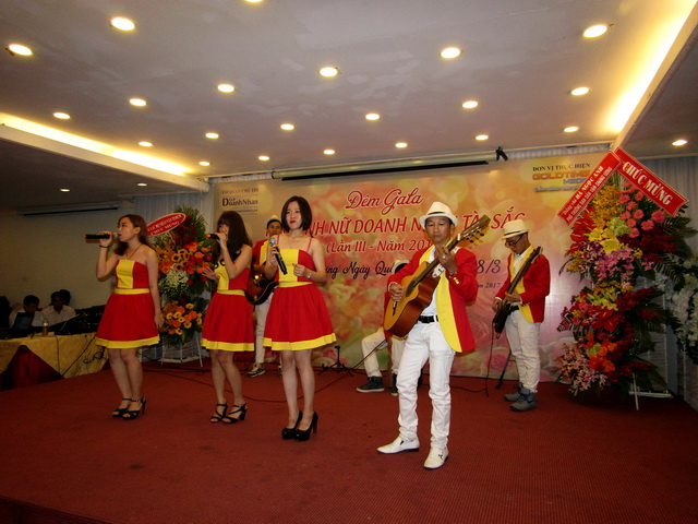 Ban nhạc Flamenco - Ban nhạc chuyên nghiệp-Ban nhạc sài gòn